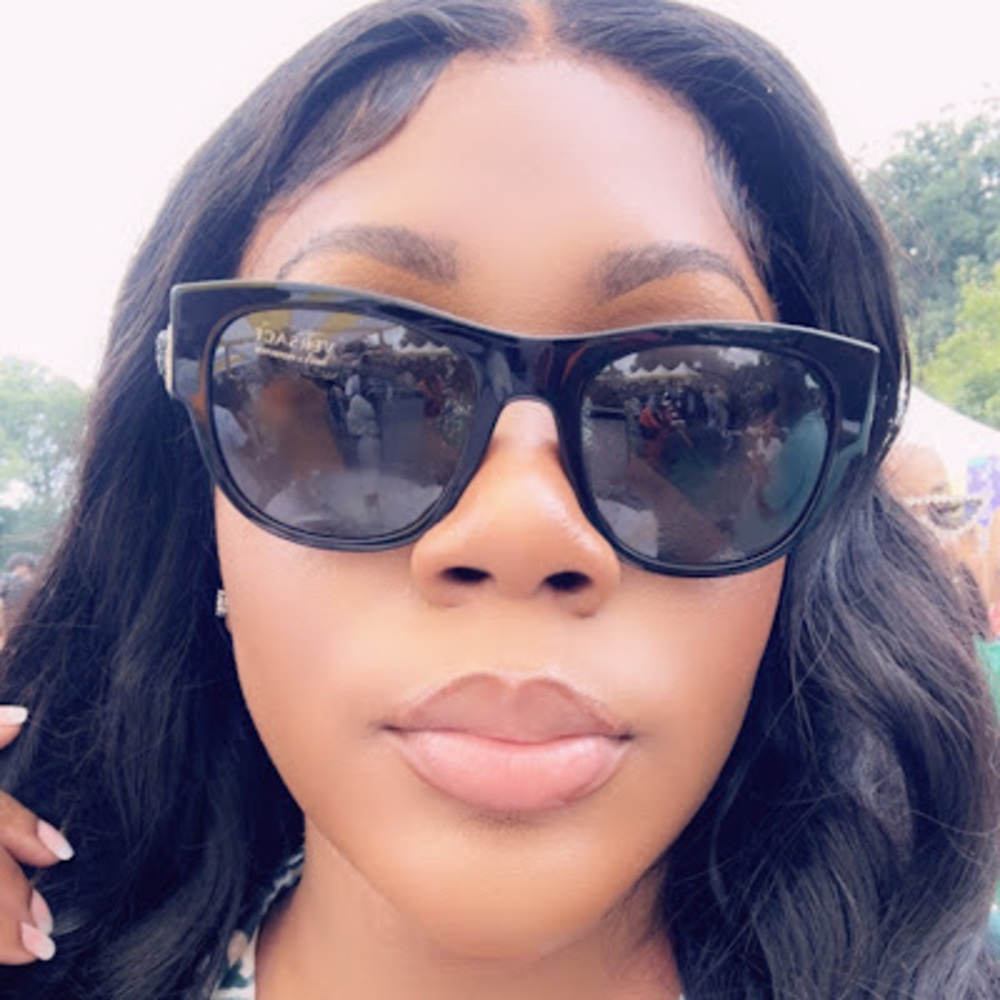 Meet your Posher, Shantoya
